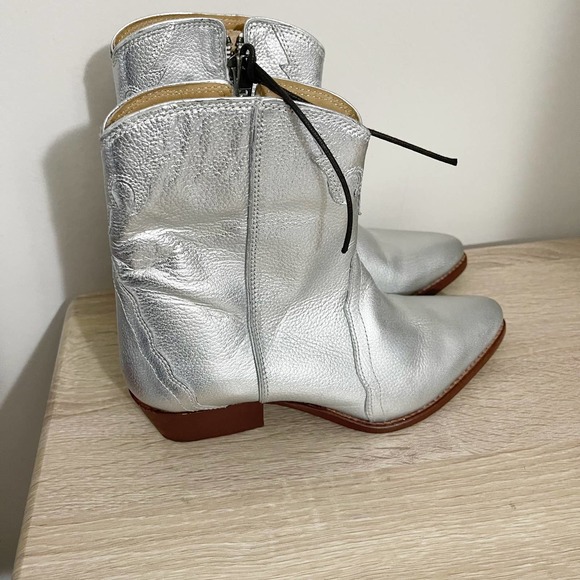 NEW Free People New Frontier Western Boot Silver Women's Size 7 - Picture 8 of 10